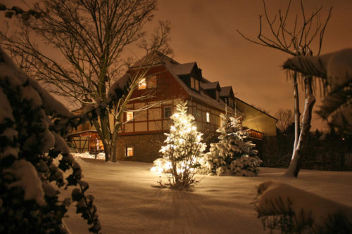 Gut Pesterwitz tief verschneit